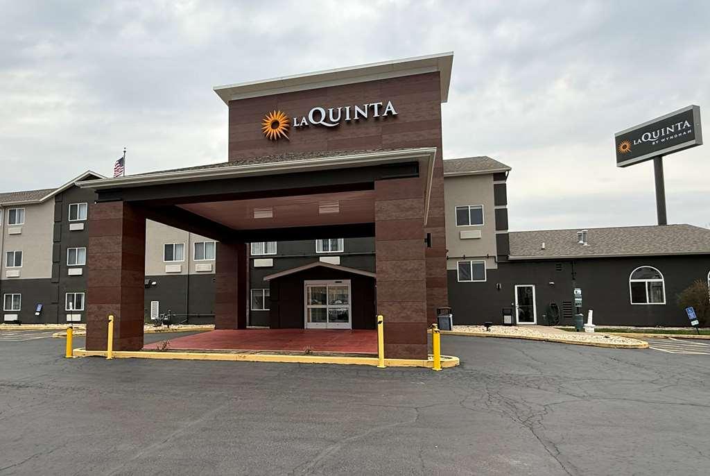 La Quinta Inn & Suites By Wyndham Peru Starved Rock St Park Esterno foto