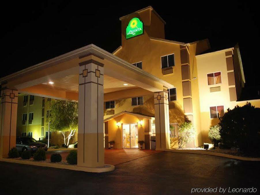 La Quinta Inn & Suites By Wyndham Peru Starved Rock St Park Esterno foto